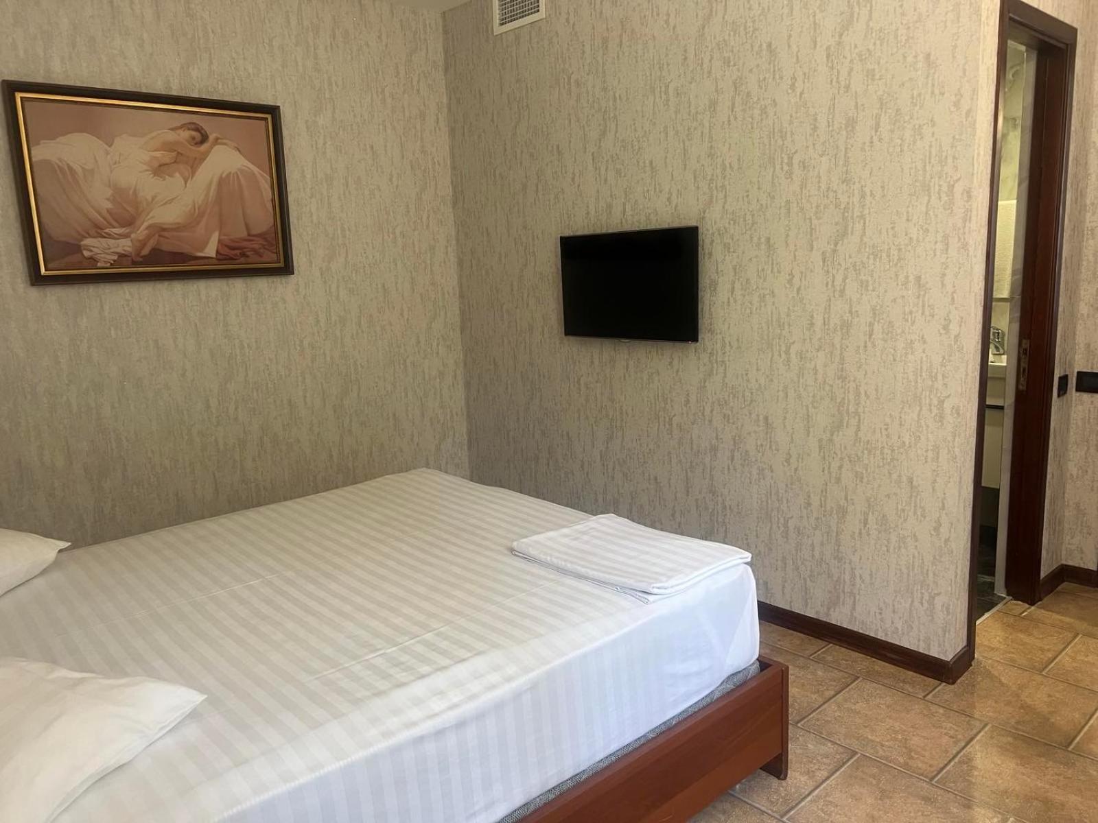 Park Avenue Hotel Jerevan Eksteriør bilde