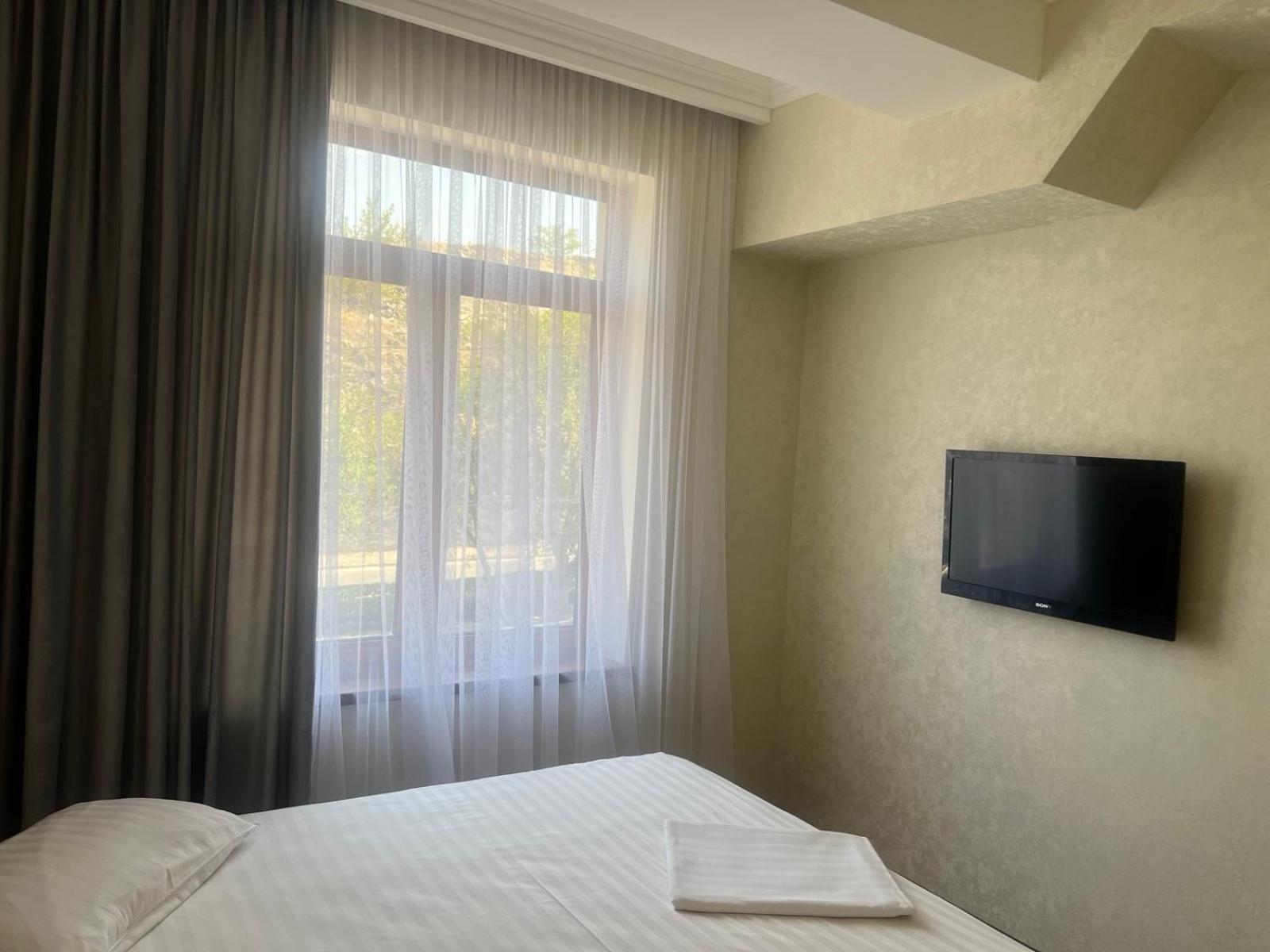 Park Avenue Hotel Jerevan Eksteriør bilde