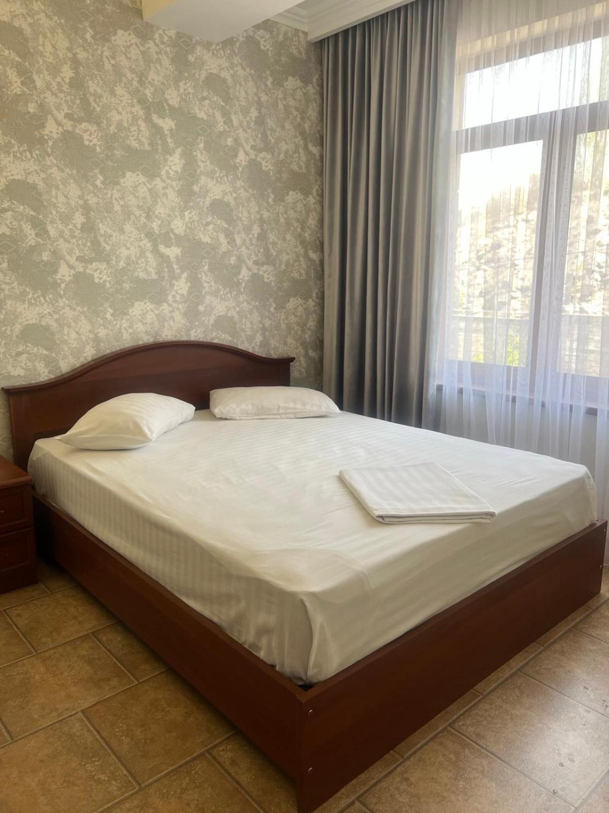 Park Avenue Hotel Jerevan Eksteriør bilde