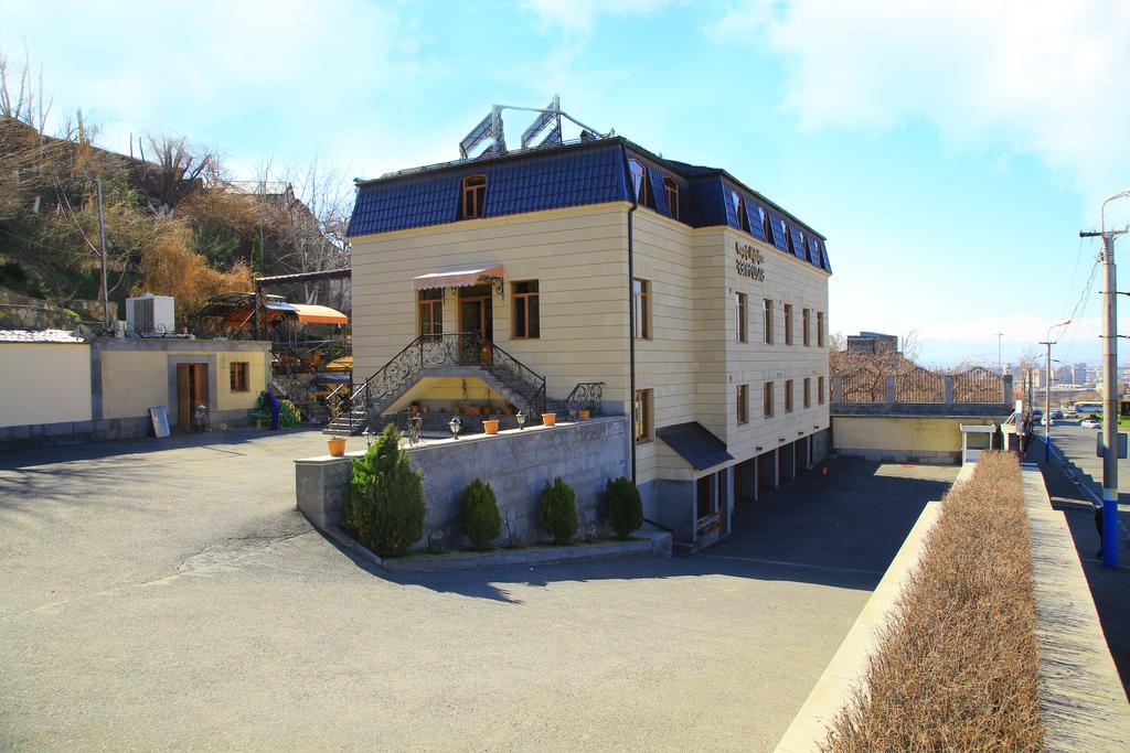 Park Avenue Hotel Jerevan Eksteriør bilde